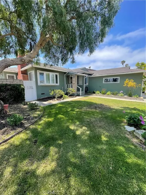 2004 Ripley Ave, Redondo Beach, CA 90278