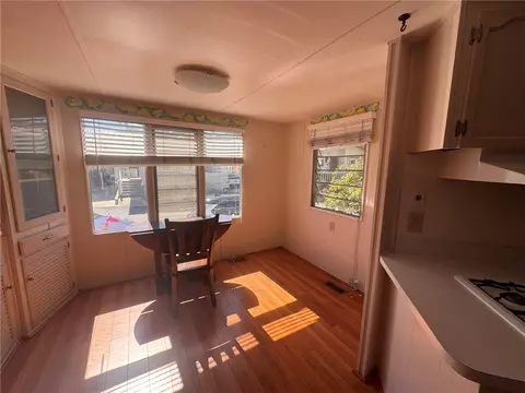 2550 Pacific Coast Hwy #8, Torrance, CA 90505