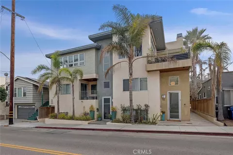 516 8th St, Hermosa Beach, CA 90254
