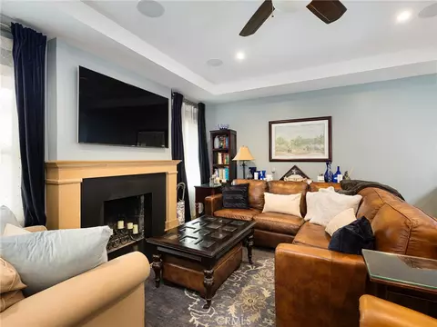Living - 211 E Pine Ave, El Segundo, CA 90245 photo 1 of 4