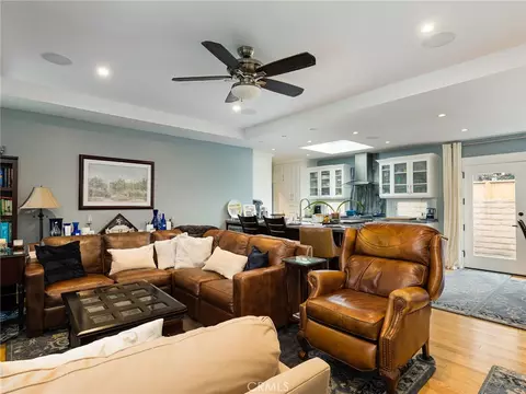 Living - 211 E Pine Ave, El Segundo, CA 90245 photo 4 of 4