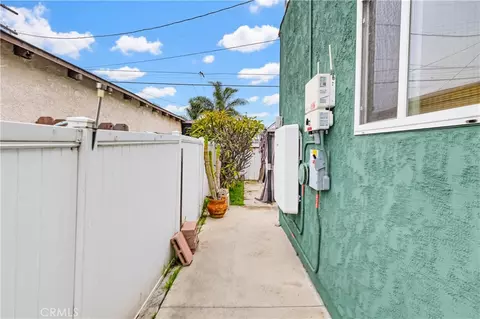 Exterior - 924 W 134th Pl, Compton, CA 90222 photo 9 of 16