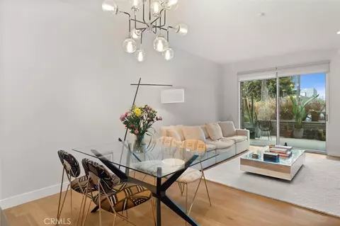 6001 Carlton Way #102, Los Angeles, CA 90028