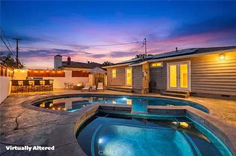 2722 Spreckels Ln, Redondo Beach, CA 90278