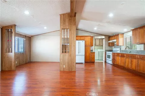 17700 Western #76, Gardena, CA 90248