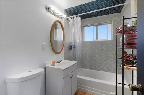 Bath - 44022 Stanridge Ave, Lancaster, CA 93535 photo 2 of 2