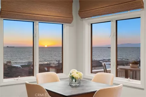 220 20th St, Manhattan Beach, CA 90266