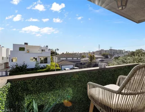 1914 Corinth Ave #201, Los Angeles, CA 90025