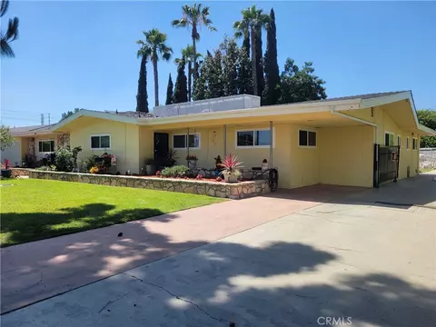 7015 N Atlantic Pl, Long Beach, CA 90805