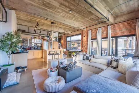 835 Locust Ave #310, Long Beach, CA 90813