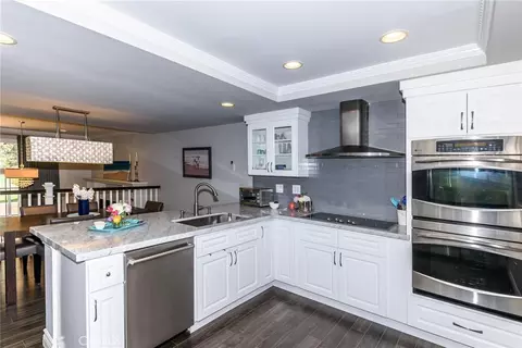 273 Valley, Hermosa Beach, CA 90254