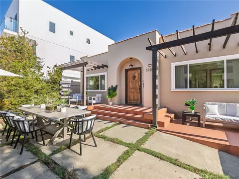 1110 Queen Anne, Los Angeles, CA 90019