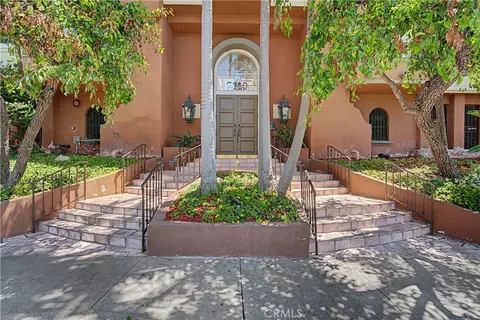 7120 La Tijera #B101, Los Angeles, CA 90045