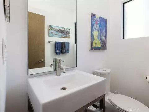 Bath - 121 E Walnut Ave, El Segundo, CA 90245 photo 1 of 5