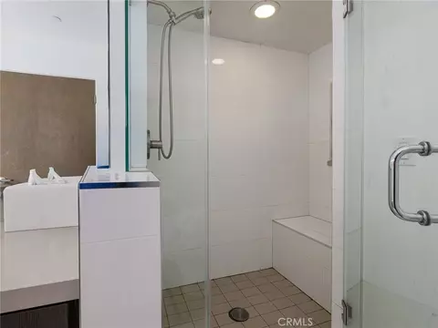 Bath - 121 E Walnut Ave, El Segundo, CA 90245 photo 4 of 5