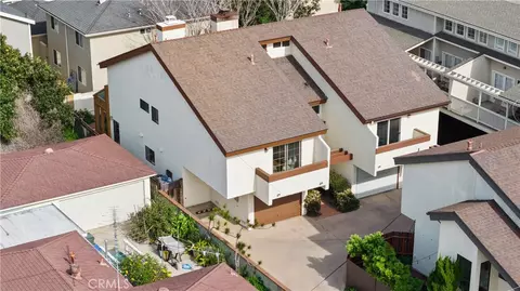 2317 Carnegie Ln #B, Redondo Beach, CA 90278
