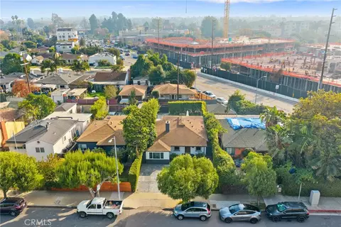 11938 Exposition Blvd, Los Angeles, CA 90064