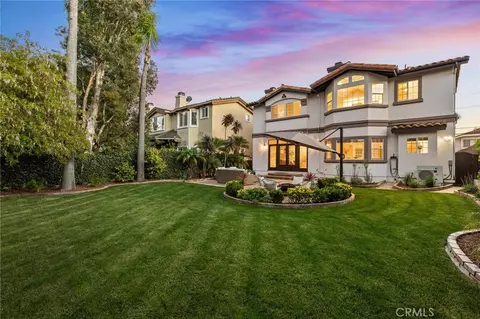1623 8th St, Manhattan Beach, CA 90266