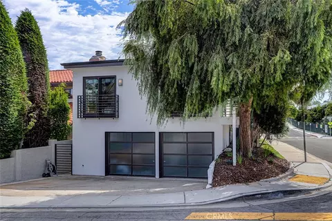 1500 2nd, Manhattan Beach, CA 90266