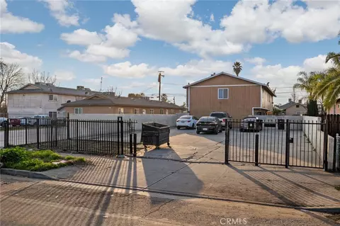 715 N St, Bakersfield, CA 93304