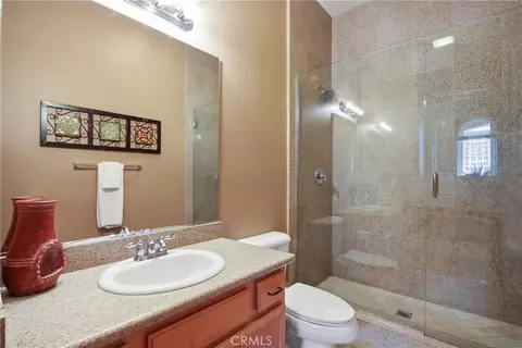 Bath - 82807 Burnette, Indio, CA 92201 photo 2 of 3