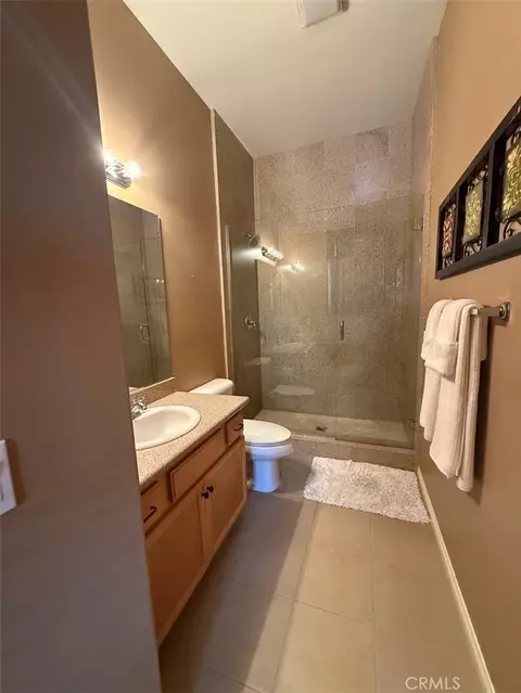 Bath - 82807 Burnette, Indio, CA 92201 photo 3 of 3