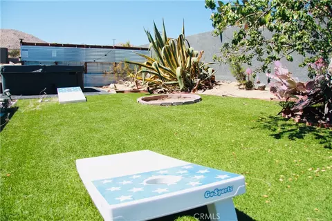 Exterior - 7112 Mecca Rd, Joshua Tree, CA 92252 photo 5 of 12
