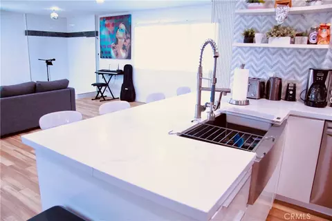 Kitchen - 7112 Mecca Rd, Joshua Tree, CA 92252 photo 4 of 6