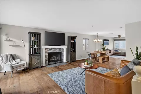 1409 Goodman Ave, Redondo Beach, CA 90278