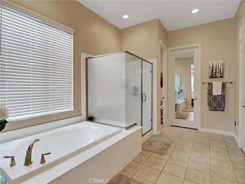 Bath - 43086 Borretti Way, Indio, CA 92203 photo 3 of 5