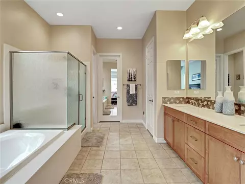 Bath - 43086 Borretti Way, Indio, CA 92203 photo 2 of 5