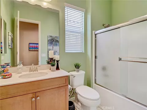 Bath - 43086 Borretti Way, Indio, CA 92203 photo 1 of 5