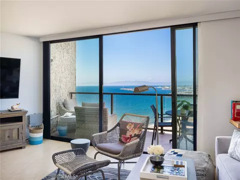 531 Esplanade #313, Redondo Beach, CA 90277