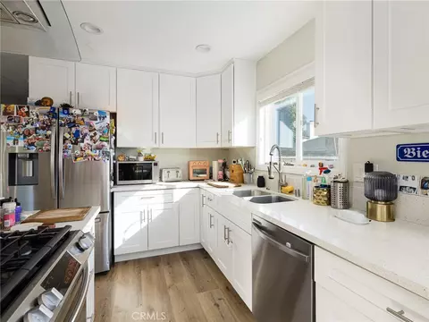 Kitchen - 526 Sheldon St, El Segundo, CA 90245 photo 2 of 5