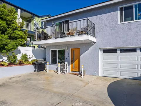 Exterior - 526 Sheldon St, El Segundo, CA 90245 photo 5 of 6