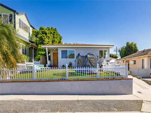 Exterior - 526 Sheldon St, El Segundo, CA 90245 photo 2 of 6