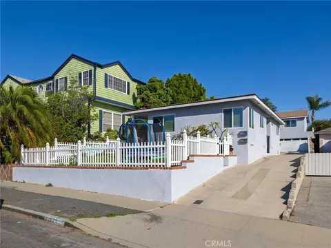 Exterior - 526 Sheldon St, El Segundo, CA 90245 photo 3 of 6