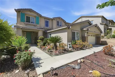 29267 Gateway Dr, Lake Elsinore, CA 92530