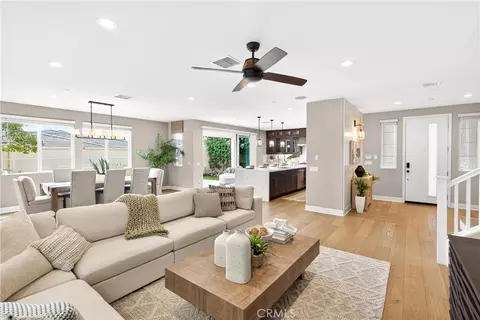 27616 Suncrest Rd, San Pedro, CA 90732