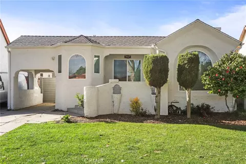 7827 La Salle, Los Angeles, CA 90047