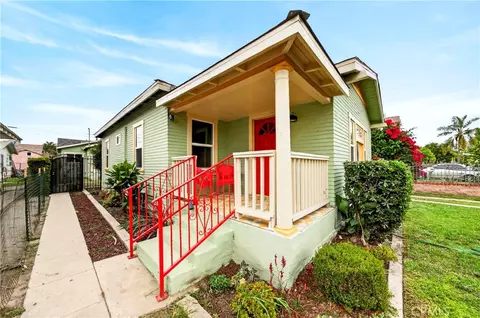917 W 50th Pl W, Los Angeles, CA 90037