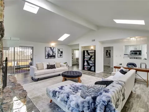Living - 17815 Lysander, Carson, CA 90746 photo 4 of 5