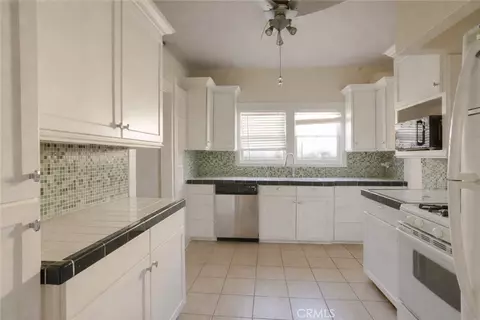 925 S Grand Ave, San Pedro, CA 90731