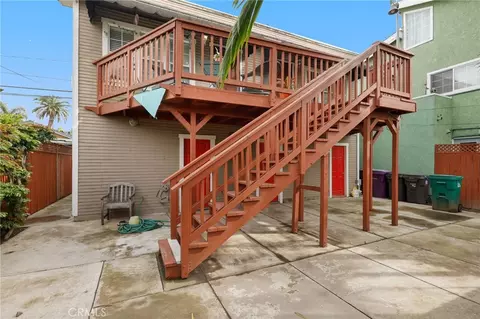 Exterior - 820 Temple Ave, Long Beach, CA 90804 photo 7 of 7