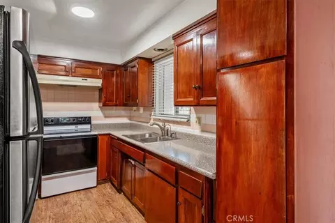 Kitchen - 21403 Catskill Ave, Carson, CA 90745 photo 2 of 2