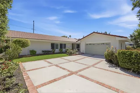 7022 Hartcrest Dr, Rancho Palos Verdes, CA 90275