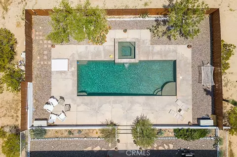 Exterior - 61424 Latham Trl, Joshua Tree, CA 92252 photo 10 of 11