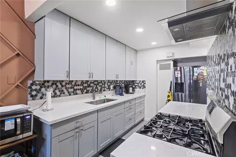 Kitchen - 1443 Fredericks, Upland, CA 91786 photo 2 of 4