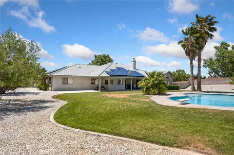 Exterior - 12971 Valley View Ct, Apple Valley, CA 92308 photo 9 of 16