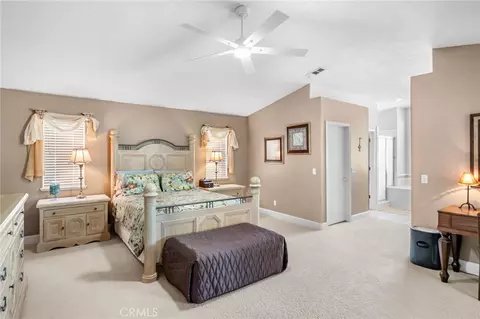 Bedroom - 12971 Valley View Ct, Apple Valley, CA 92308 photo 1 of 9